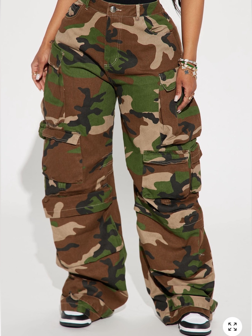 Fashion Nova Green & Brown Camo Wide Leg Cargo Pants - Picture 2 of 3